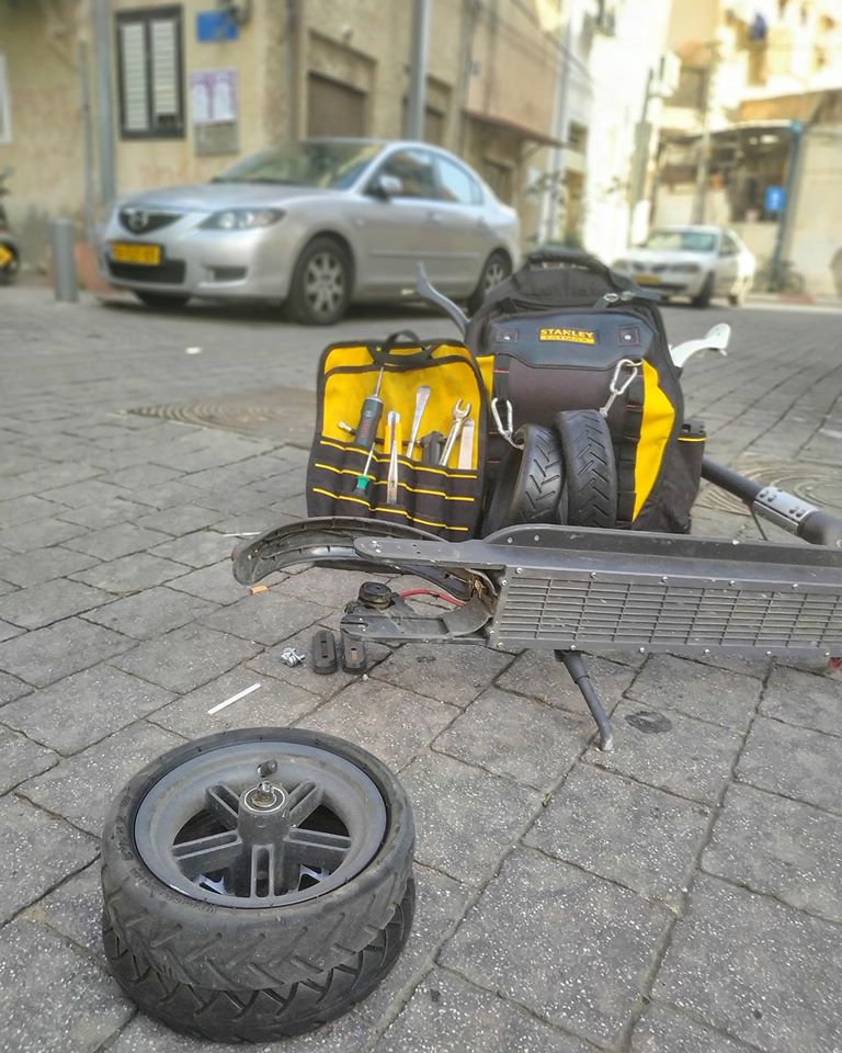 גלגל אחורי מפורק